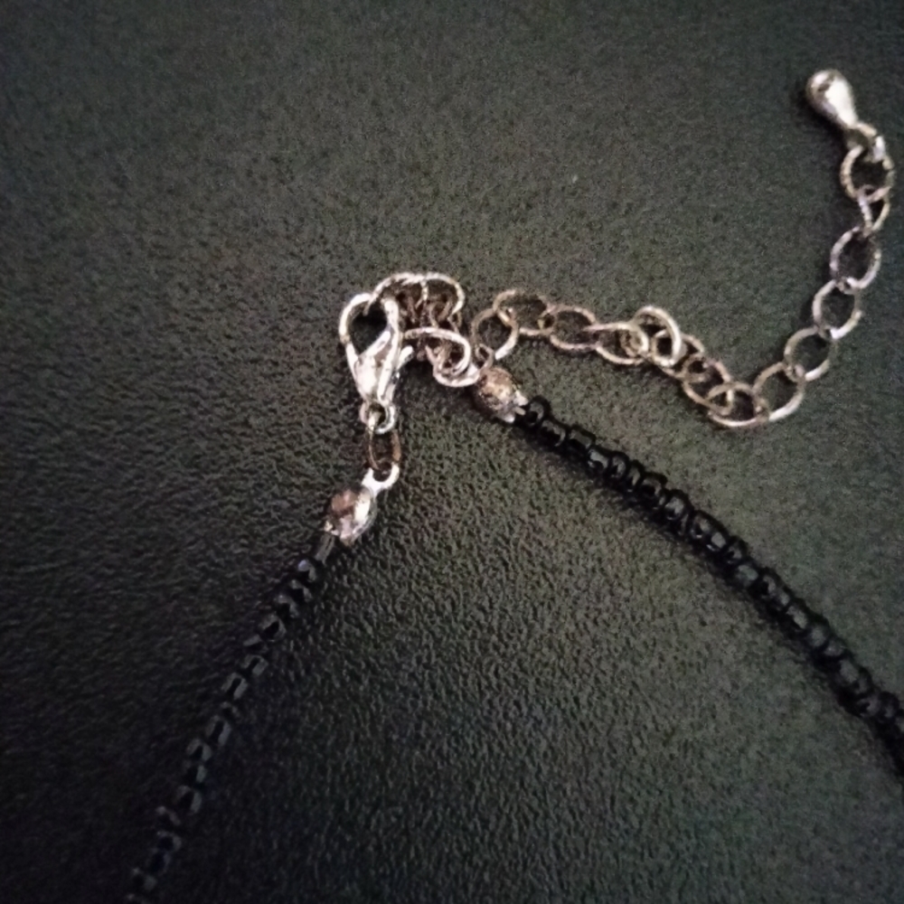 🐰🎉Elegant Black and Gold Women's Necklace - Picture 4 of 4